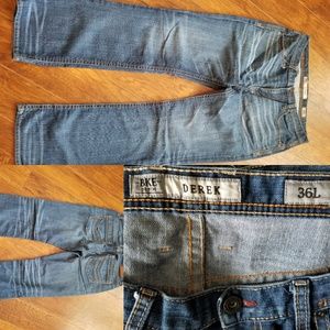 Men's Buckle Jeans